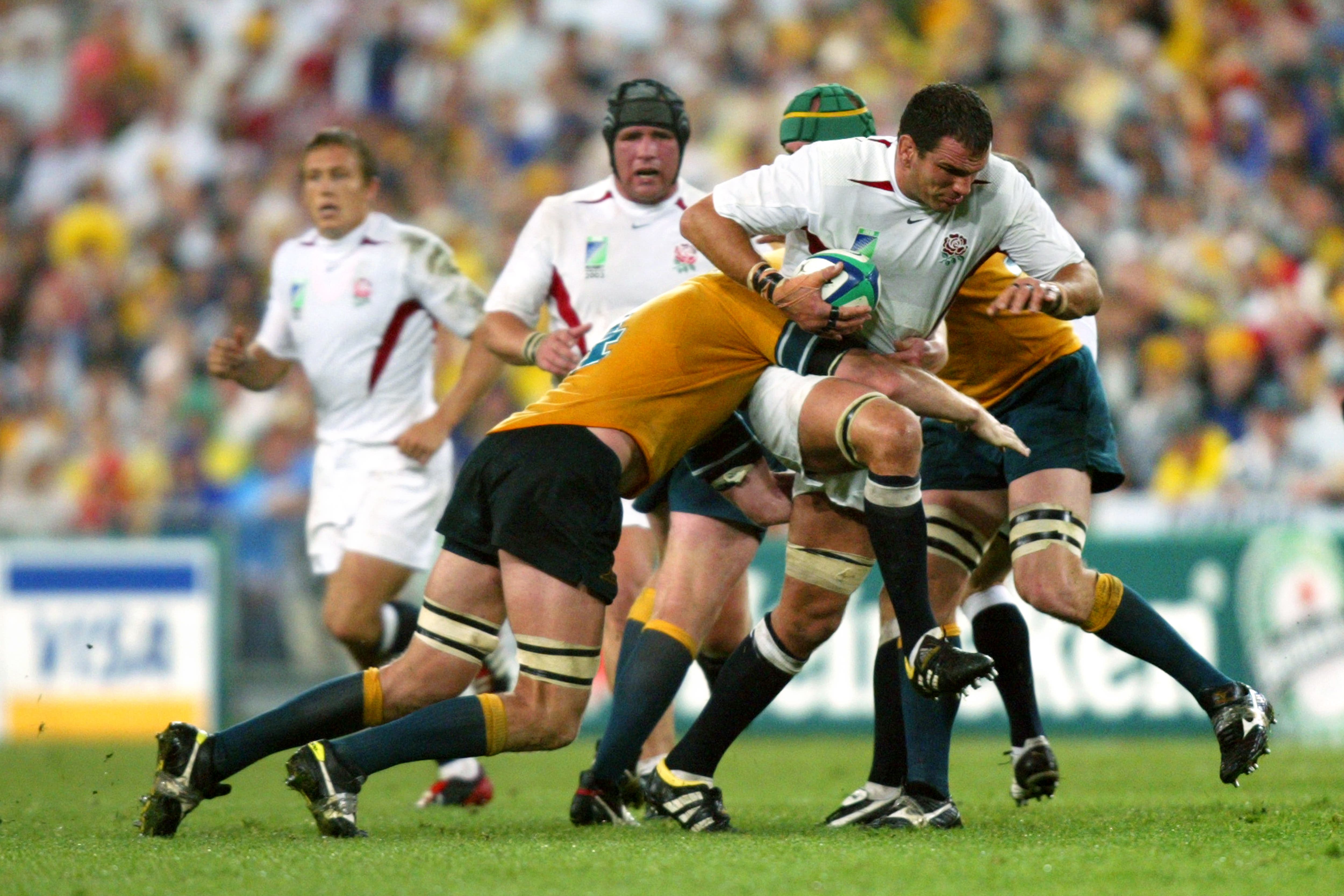 England captain Martin Johnson (right) led his country to victory in the 2003 World Cup final
