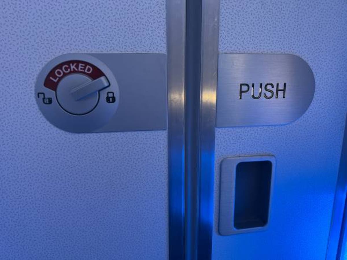 Passenger stuck inside plane toilet for entire flight: ‘Please close the commode lid and sit on it’