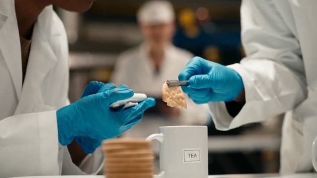 <p>Scientist reveals optimal time for dunking the UK’s 10 most popular biscuits.</p>