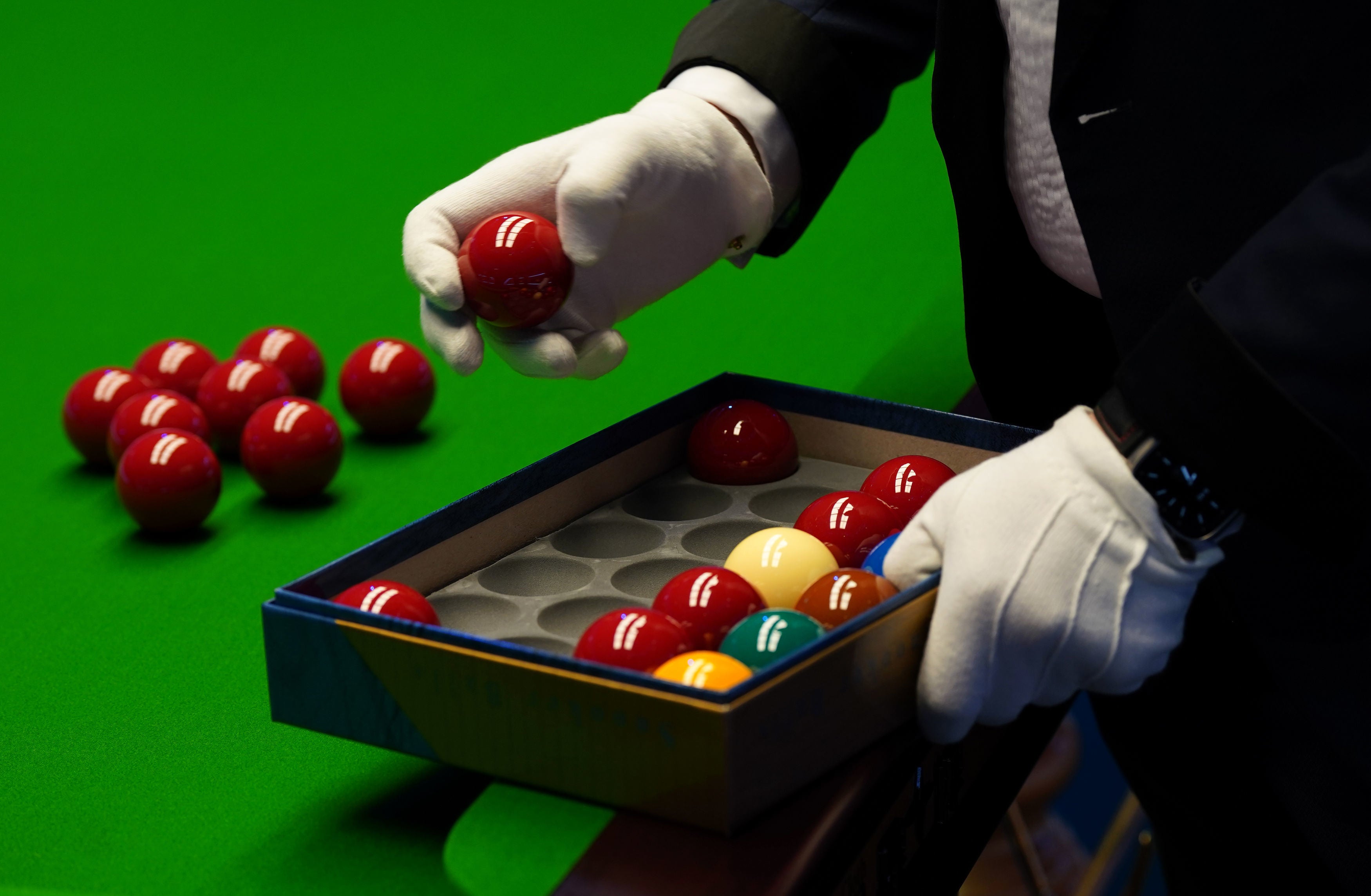 A golden ball is being added for a new snooker tournament in Saudi Arabia