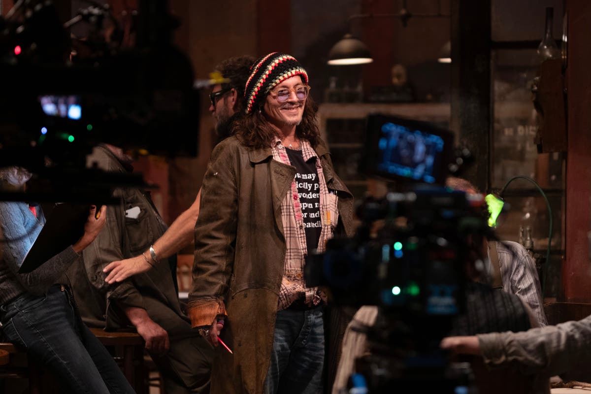 Johnny Depp directs Al Pacino in first images from new movie