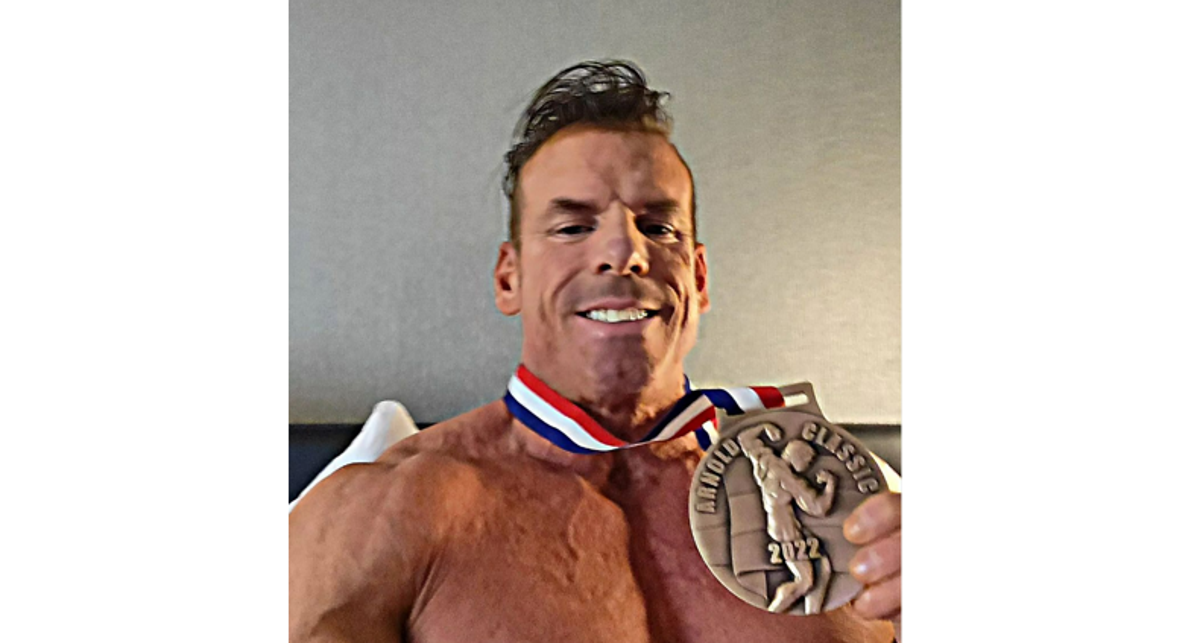 Champion bodybuilder Chad McCrary who kept competing after breaking his spine dies aged 49