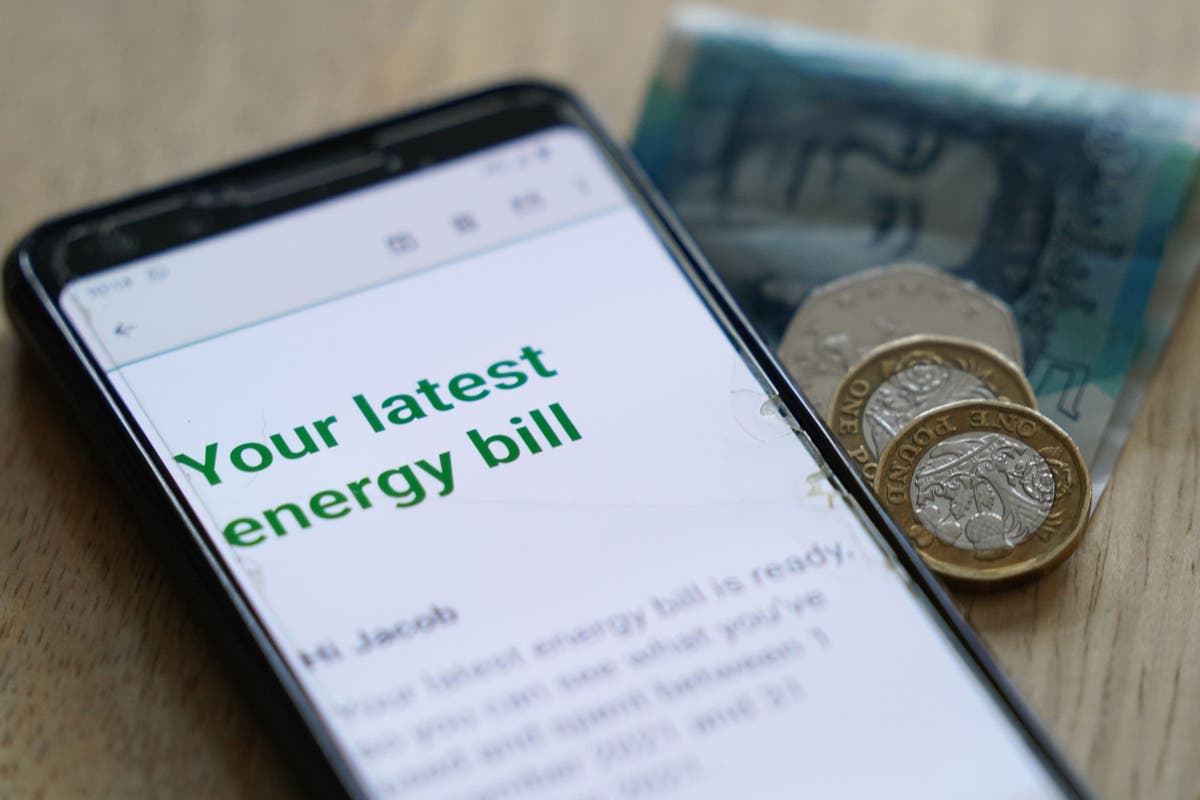 More than 465,000 will experience fuel poverty this winter, figures show