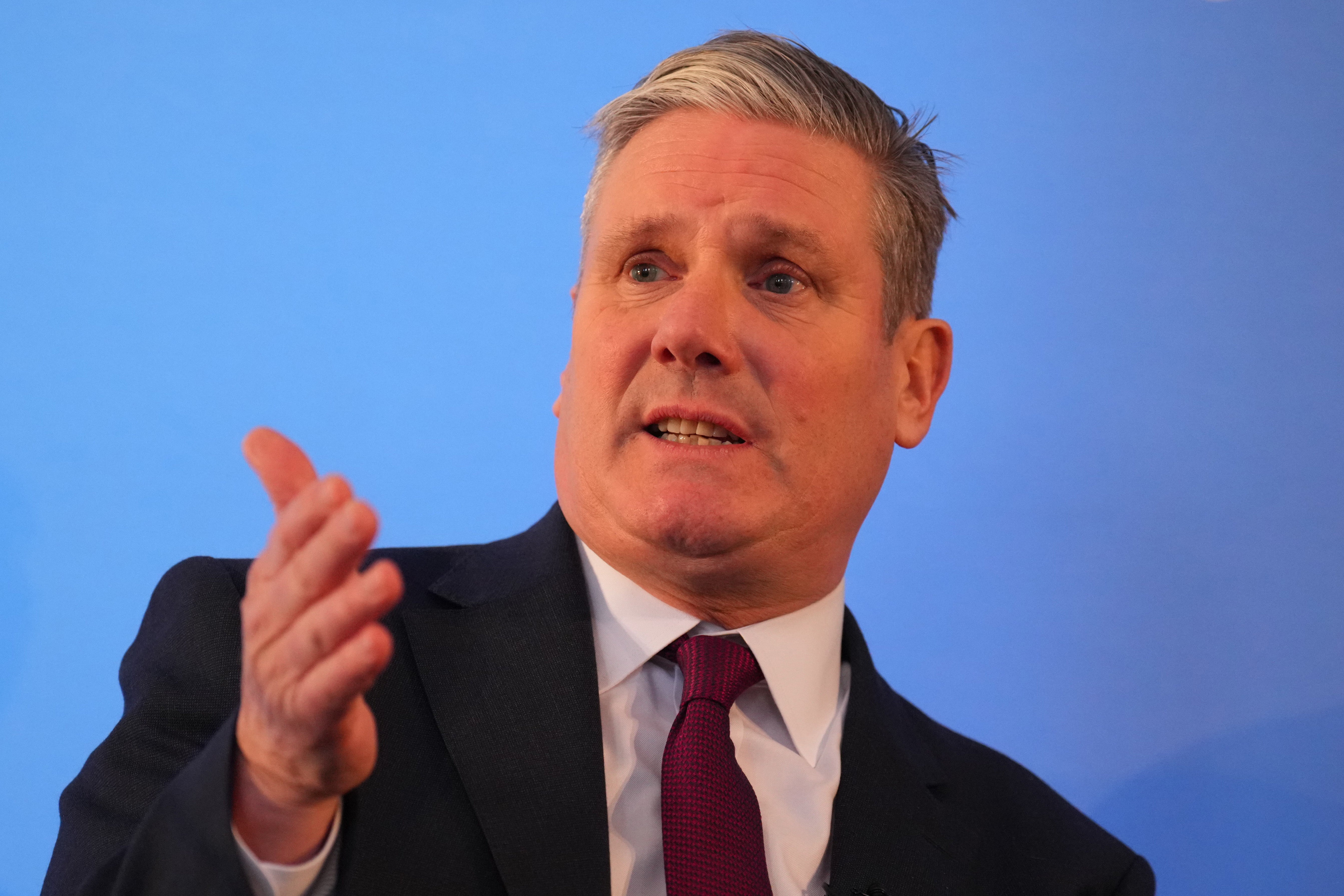 Labour leader Sir Keir Starmer has told the Commons his party supports the latest strikes on Rishi Houthi rebels in Yemen