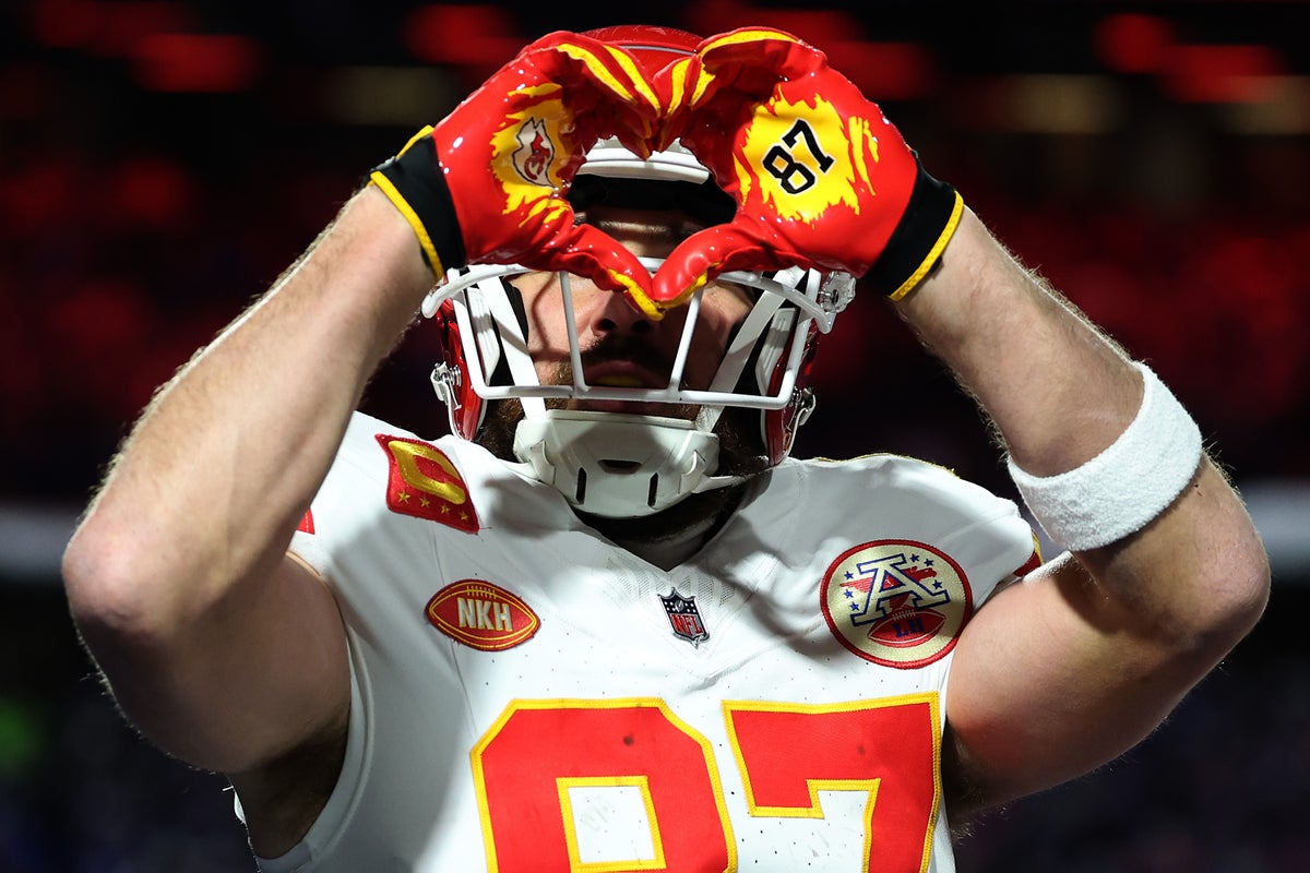 Travis Kelce reveals how he and Taylor Swift handle the ‘noise’ about their romance