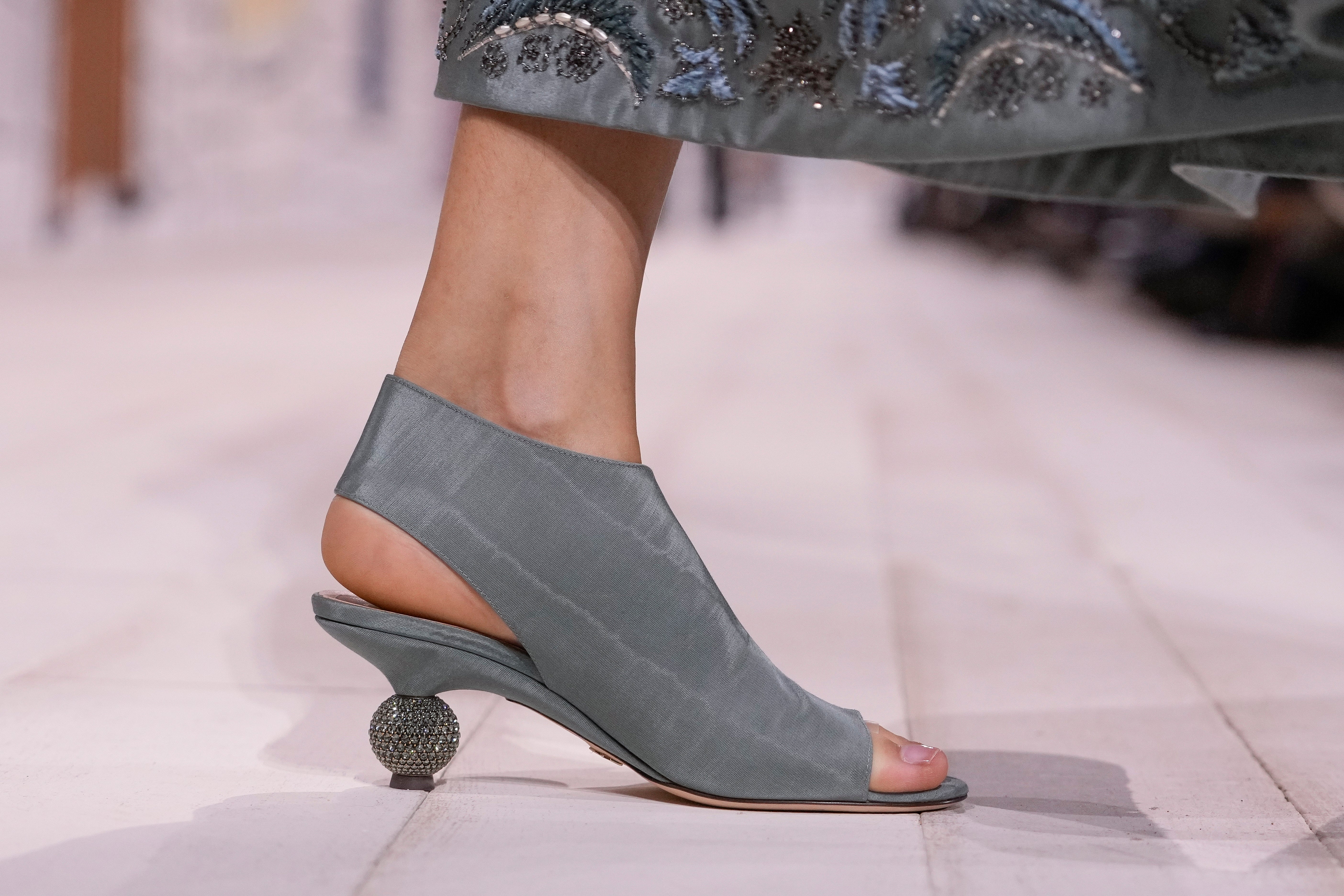 France Haute Couture Fashion S/S 2024 Dior