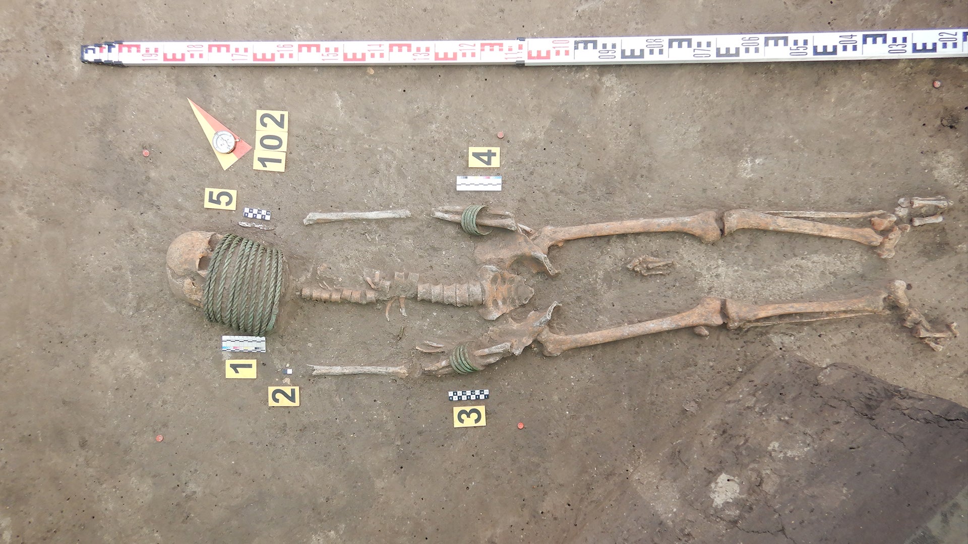 The bones were also found with axes, swords, spears and jewellry