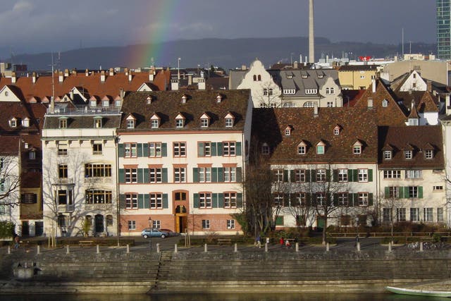 <p>Rainbow vision: Panorama from the viewing platform above the Rhine in Basel</p>