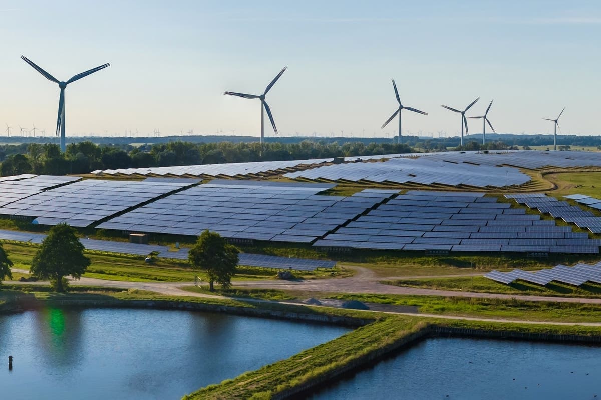 How to embed renewable energy use into a company’s sustainability ...