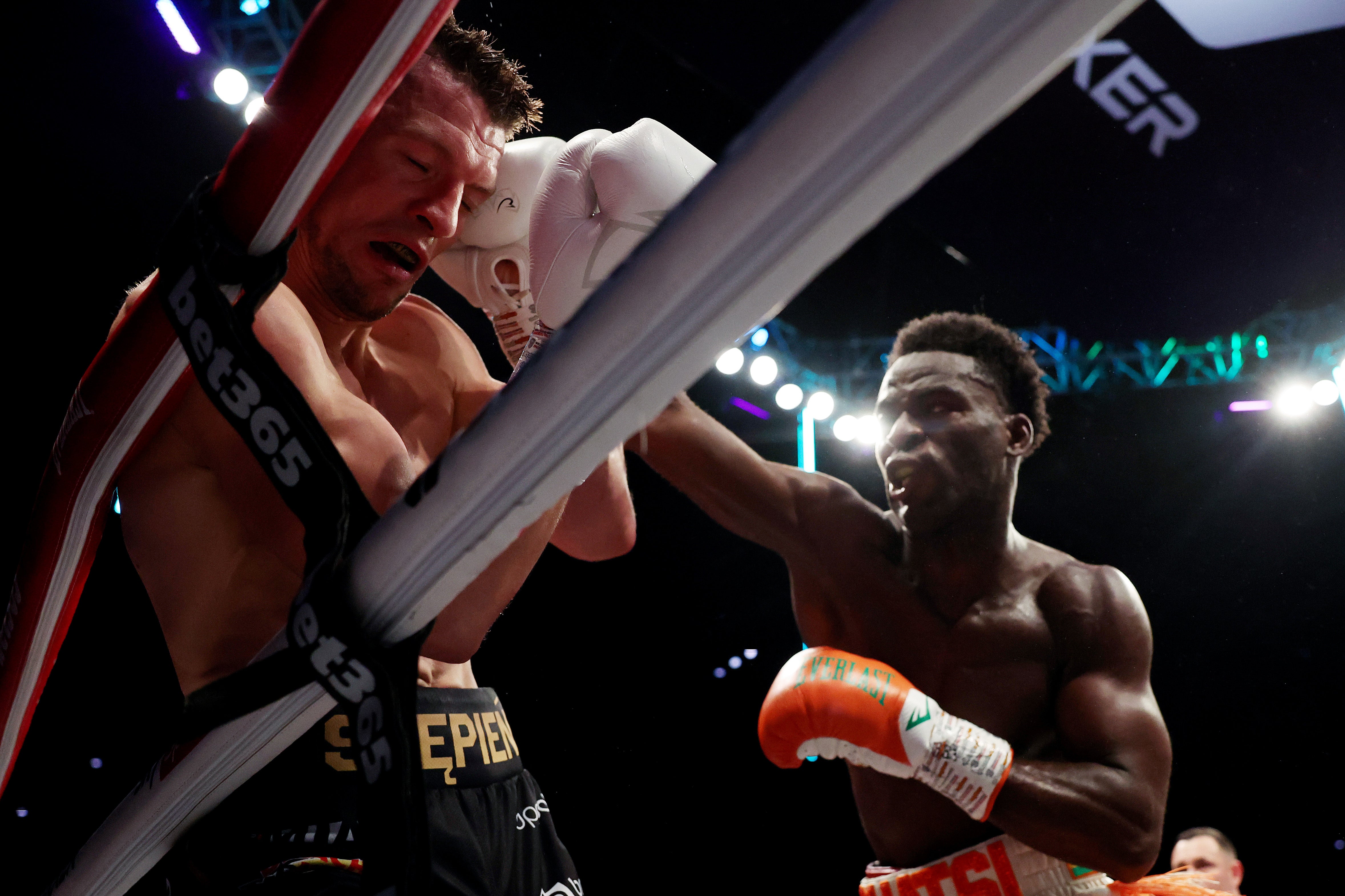 Buatsi during his last fight, a unanimous-decision win over Pawel Stepien in May