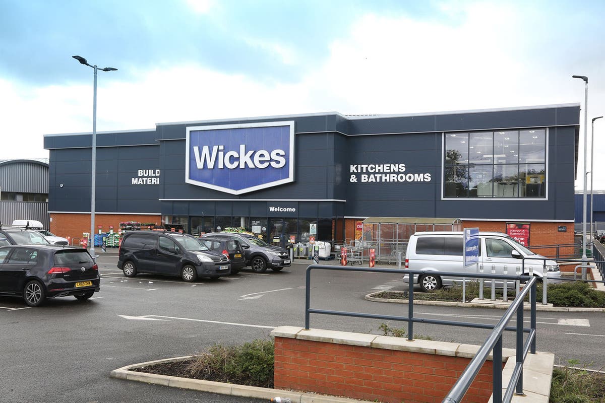 Wickes’ profits at top of forecasts amid strong trade demand