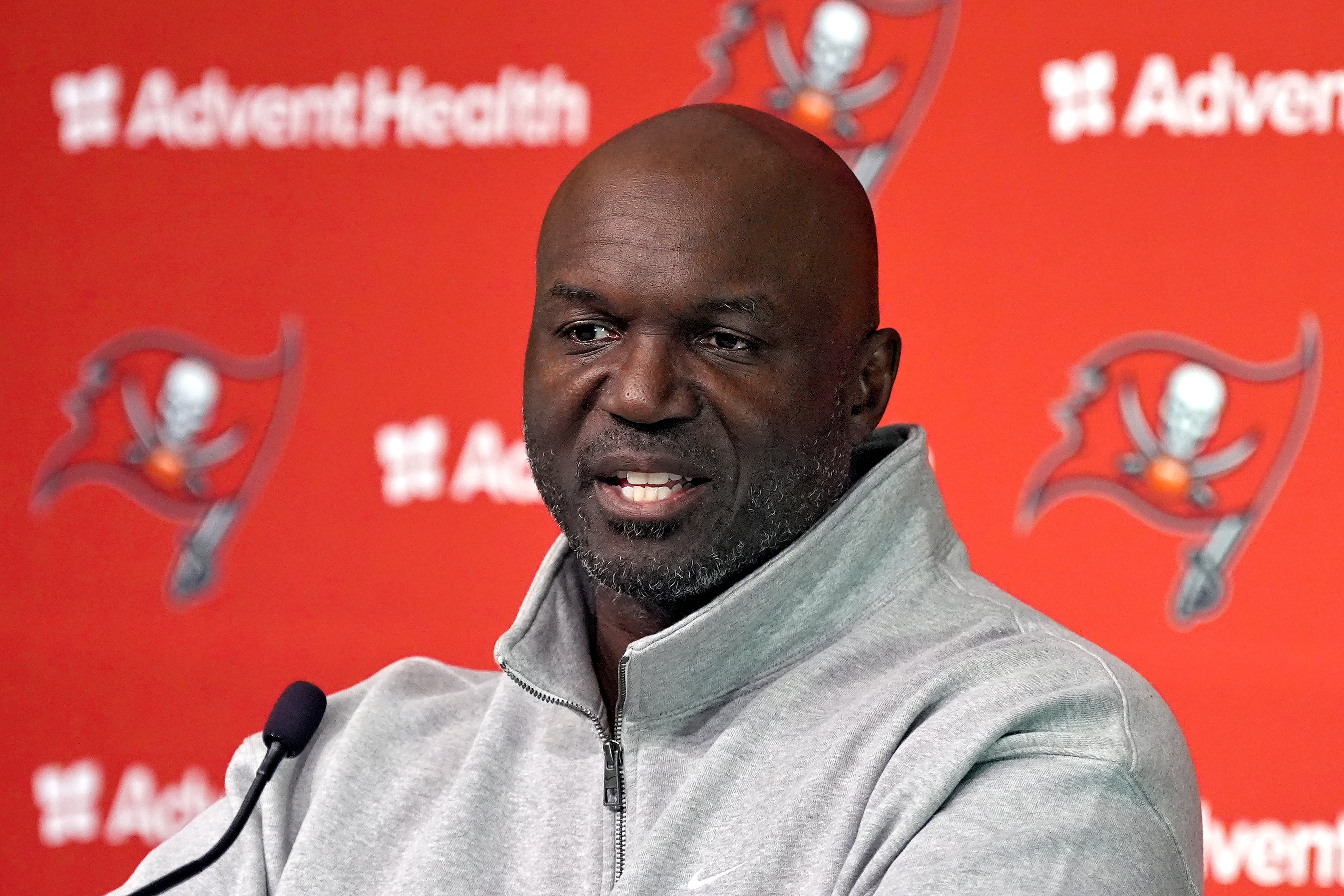 Todd Bowles hailed Lavonte David following his announcement