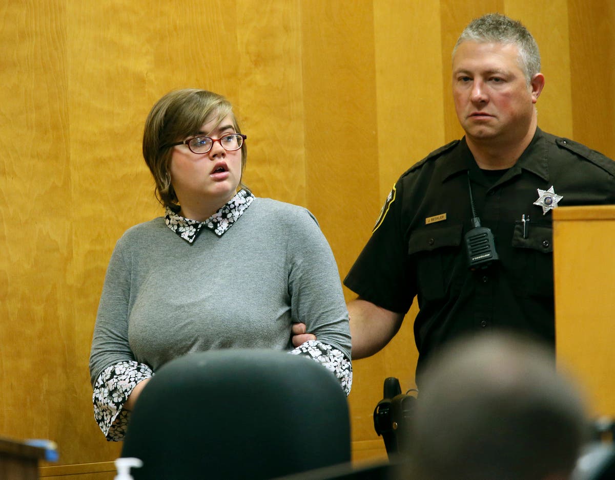 Woman committed to mental institution in Slender Man attack again requests release