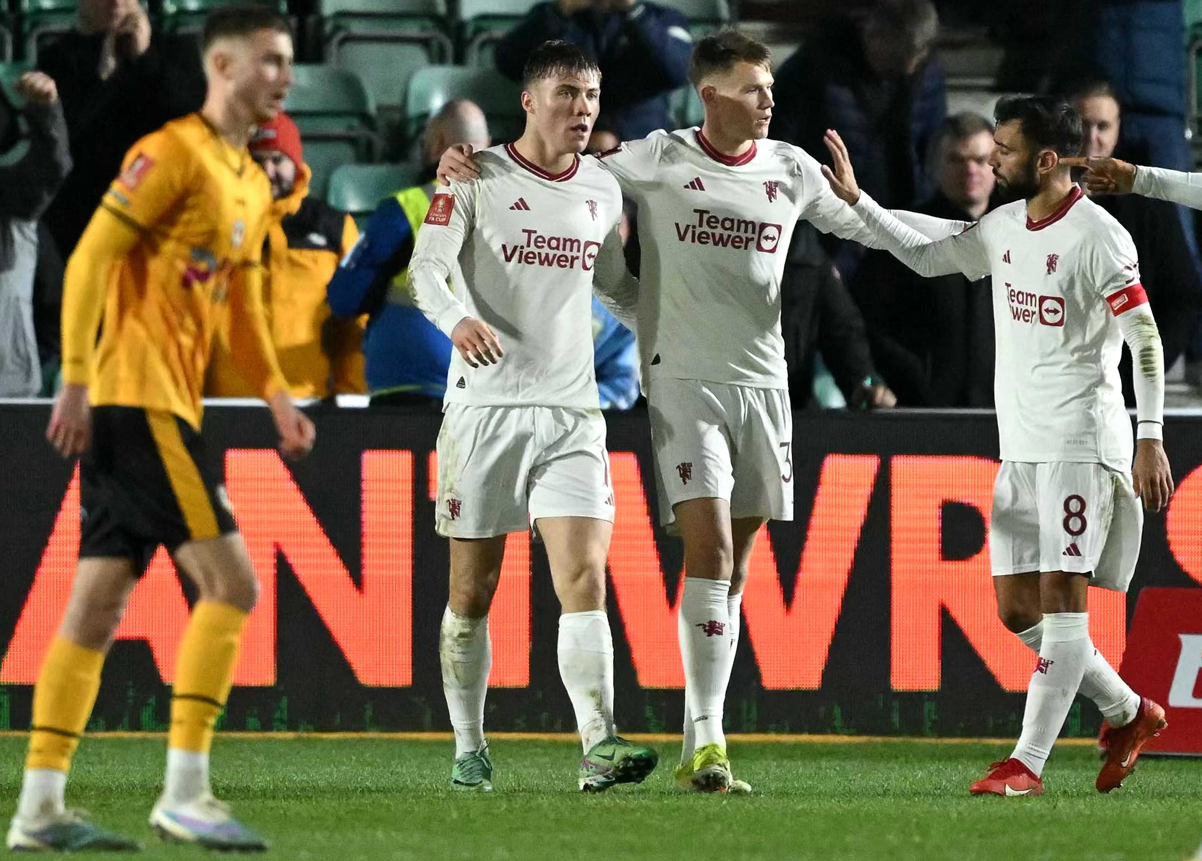 Man United avoid embarrassment but can't escape ongoing problems after FA  Cup win over Newport County | The Independent