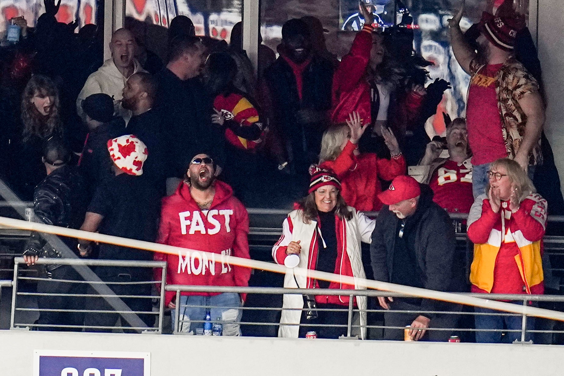 Chiefs Ravens Football