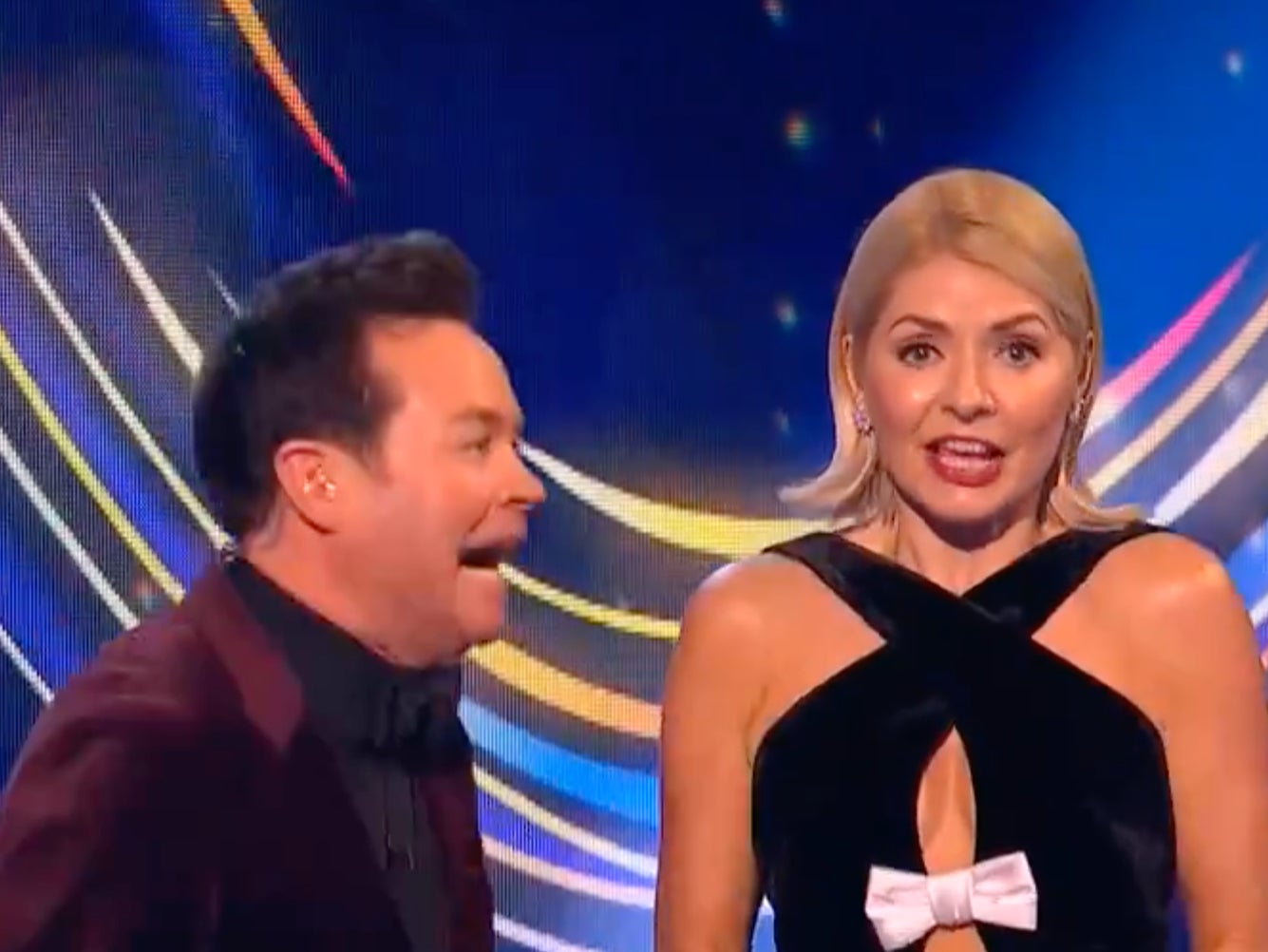 Stephen Mulhern makes Holly Willoughby jump on ‘Dancing on Ice’