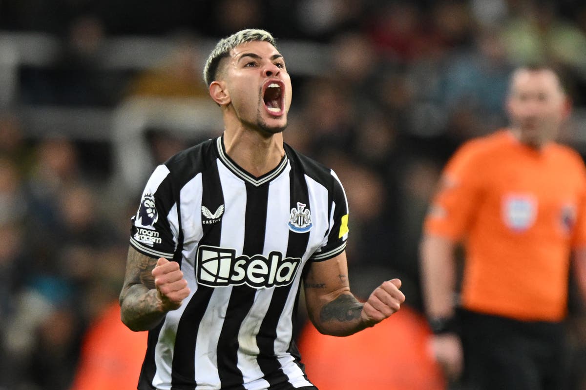 Transfer news LIVE: PSG leading race for Guimaraes, Brentford want Benrahma plus Arsenal and Man Utd latest