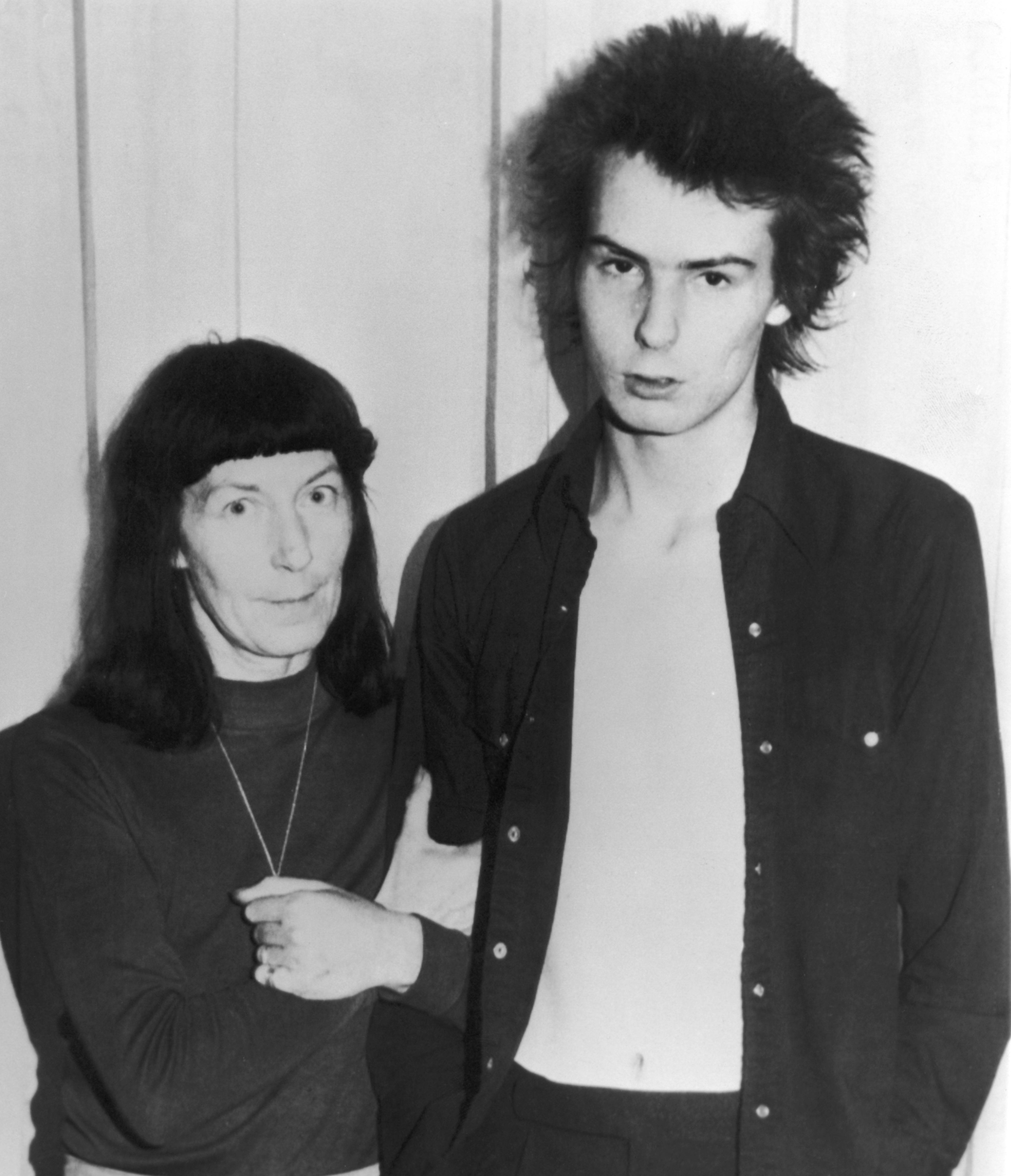 Sid Vicious with his mother, Anne Beverley, after a court appearance over the murder of his girlfriend Nancy Spungen, 18 October 1978