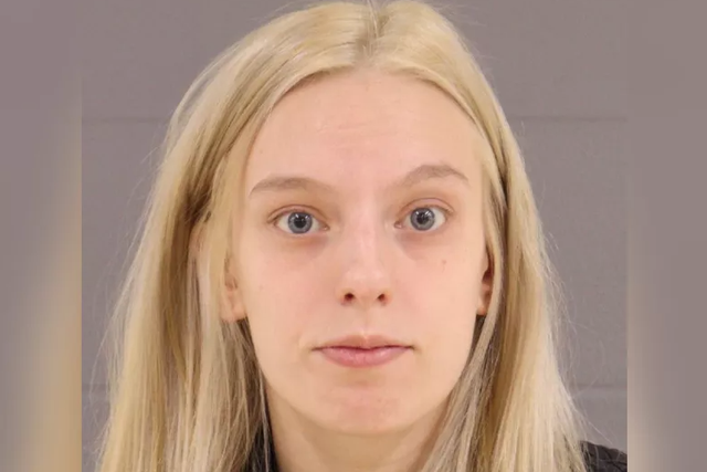 <p>Olivia Miller, 23, who was arrested after her eight-month-old son drowned in the bathtub at their home in Michigan</p>