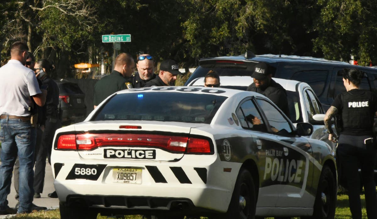 4 dead, including Florida man suspected of shooting and wounding 2 police officers