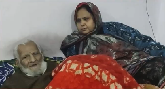 <p>Habib Nazar and his 49-year-old wife  Firoz Jahan </p>