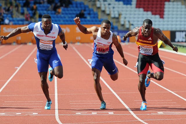 Dwain Chambers (right) wins the men’s 100m ahead of Harry Aikines-Aryeetey (left) and Chijindu Ujah (centre), during the Sainsbury’s British Championships (Martin Rickett/PA)