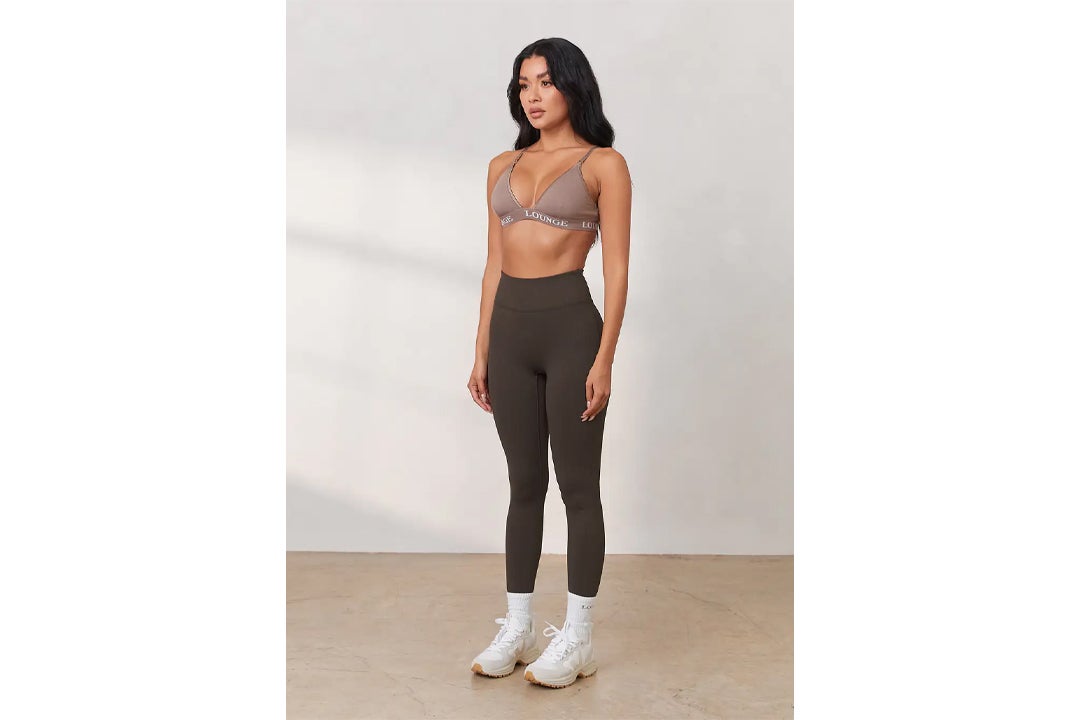 LeNing shop Yoga Clothing Set Sports Suit Women Sportswear Sports Outfit  Fitness Set Athletic Wear Gym Seamless Workout Clothes : : Home  & Kitchen