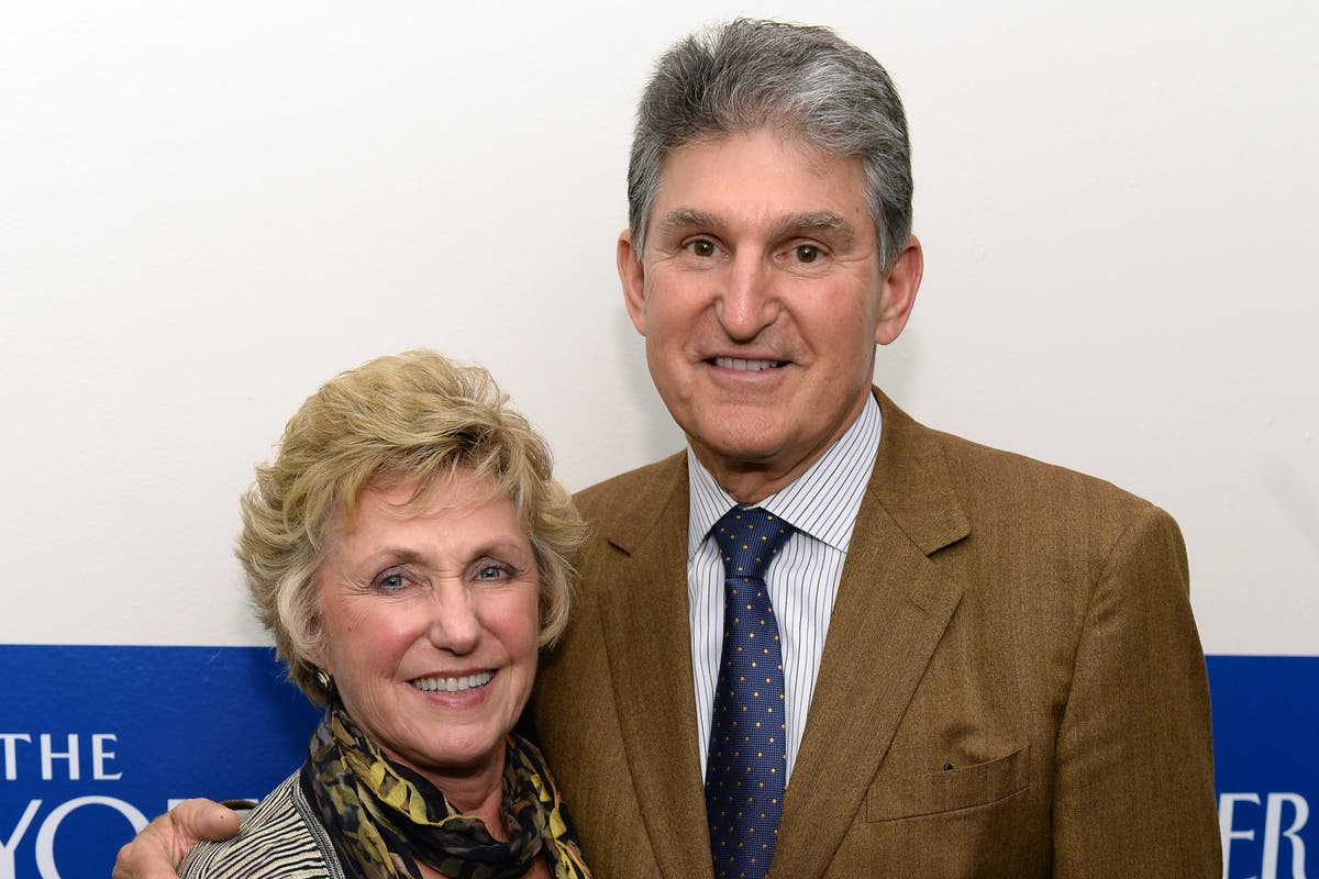Joe Manchin’s wife taken to hospital after car crash