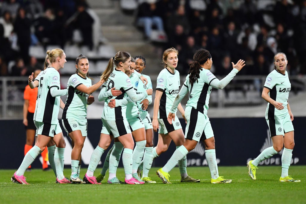Maren Mjelde celebrates with teammates after scoring Chelsea's fourth goal