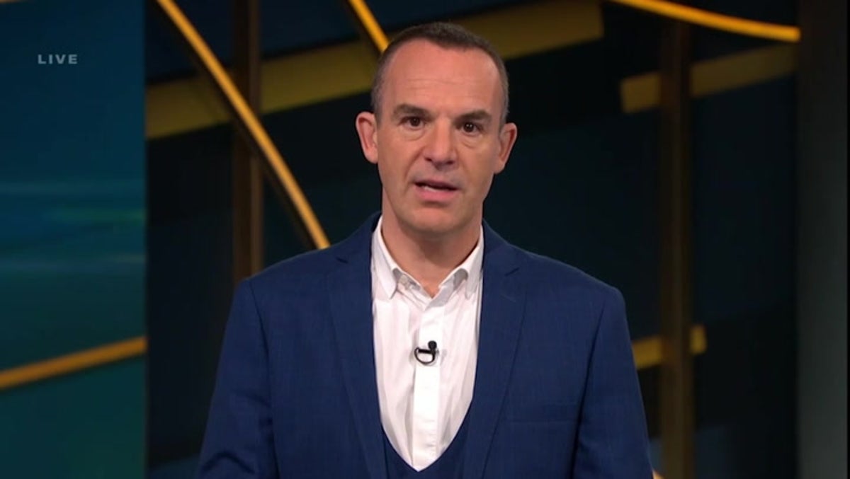 Martin Lewis issues warning to women over 66 after HMRC claim sees £17,000 payout