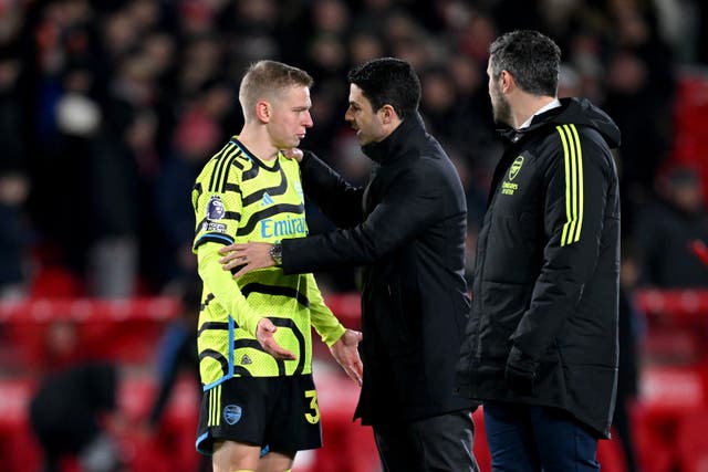 <p>Oleksandr Zinchenko had to be calmed down by the Arsenal boss </p>
