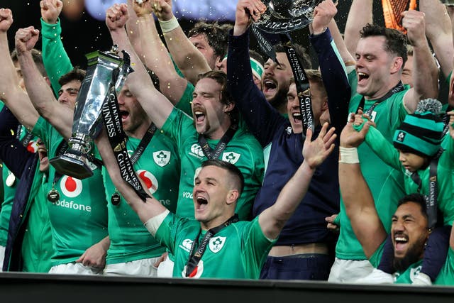 <p>Ireland celebrate their Grand Slam victory last year</p>