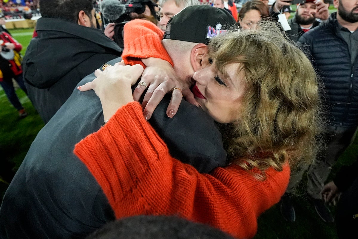 Super Bowl-bound Chiefs tight end Travis Kelce to Taylor Swift: 'Thanks for joining the team'
