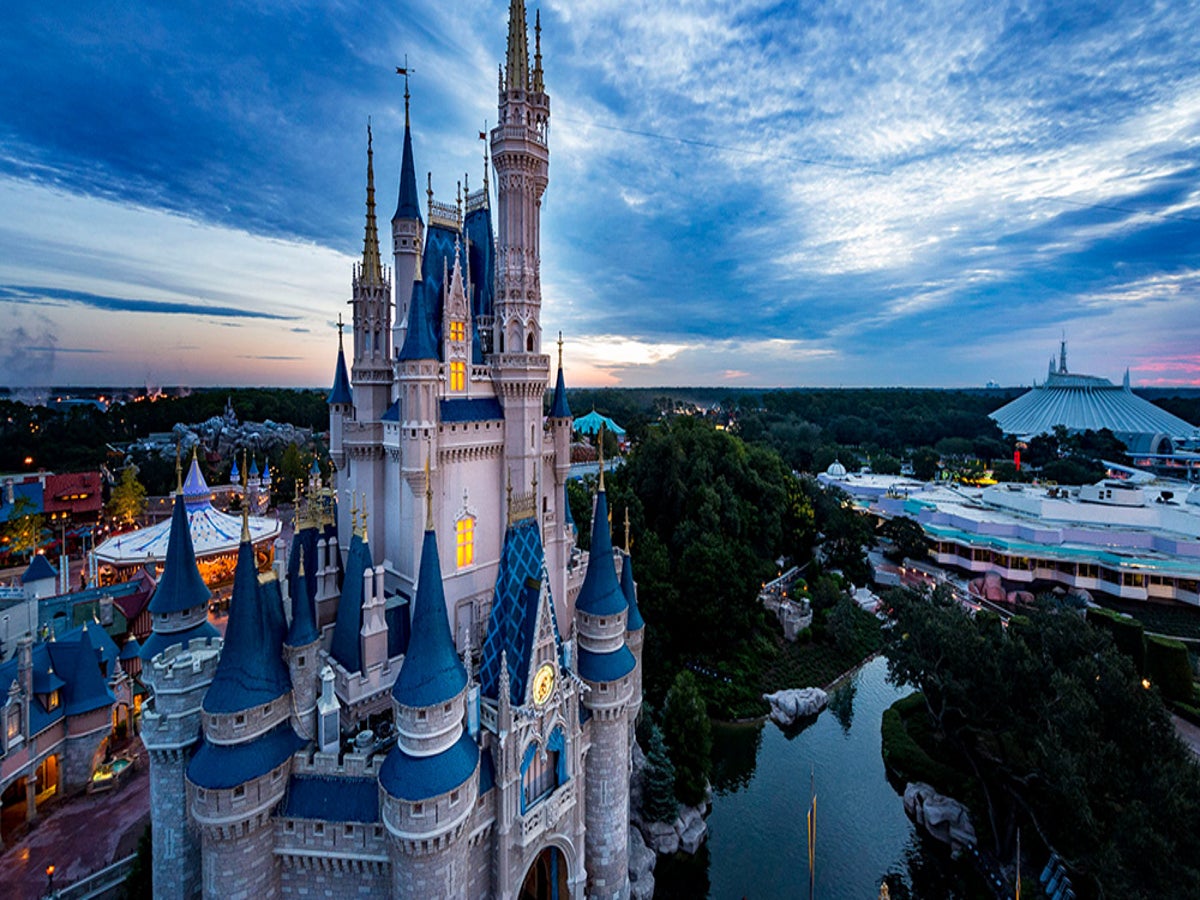 Disney investors focus on streaming, shouldn't forget theme parks