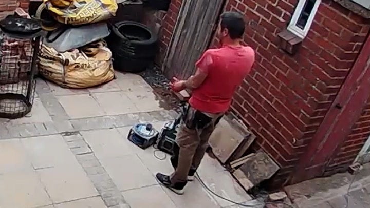 <p>Killer builder whistles as he packs up tools minutes after murdering customer with hammer.</p>