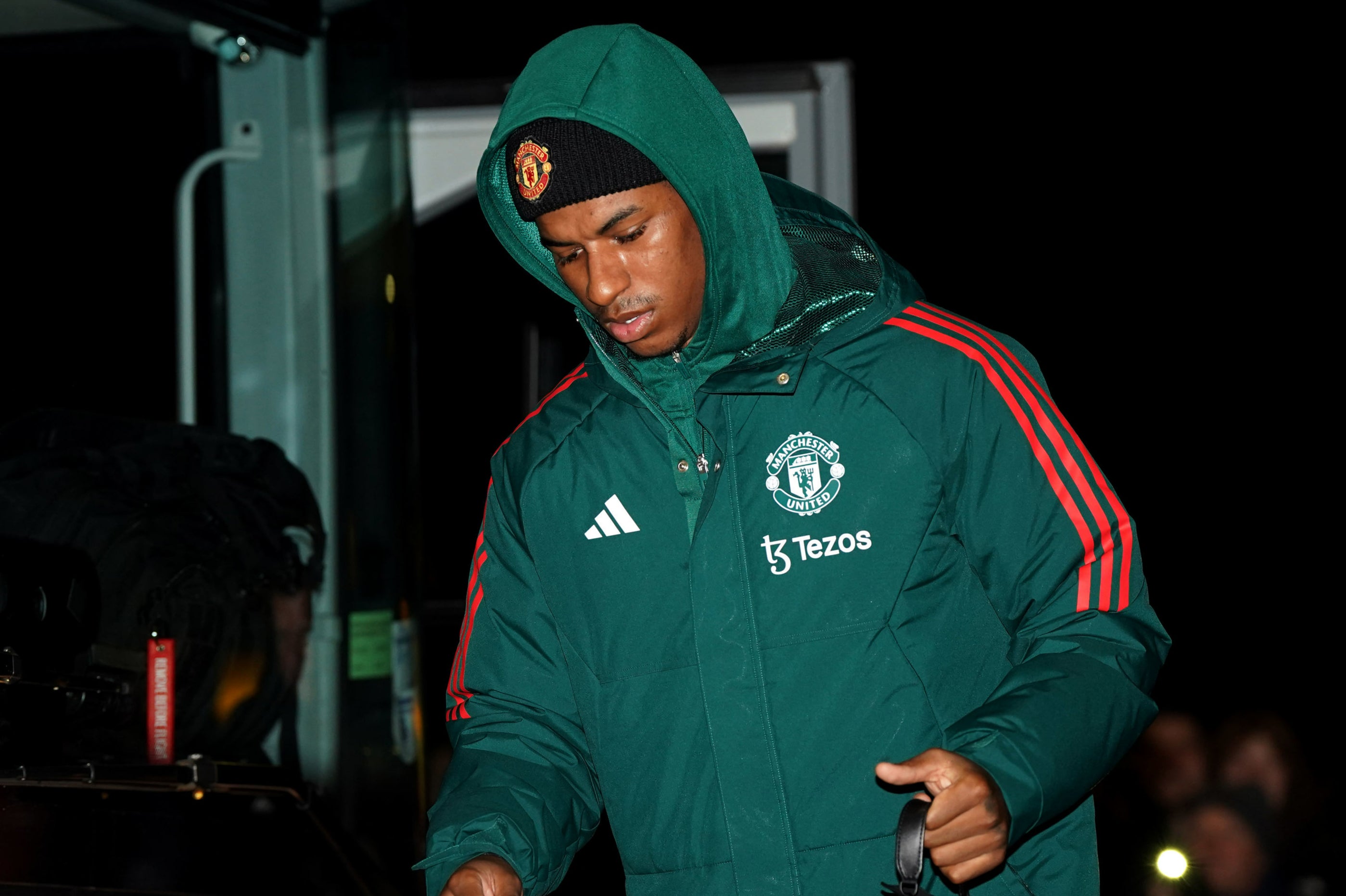 <p>Marcus Rashford starts for Manchester United </p>