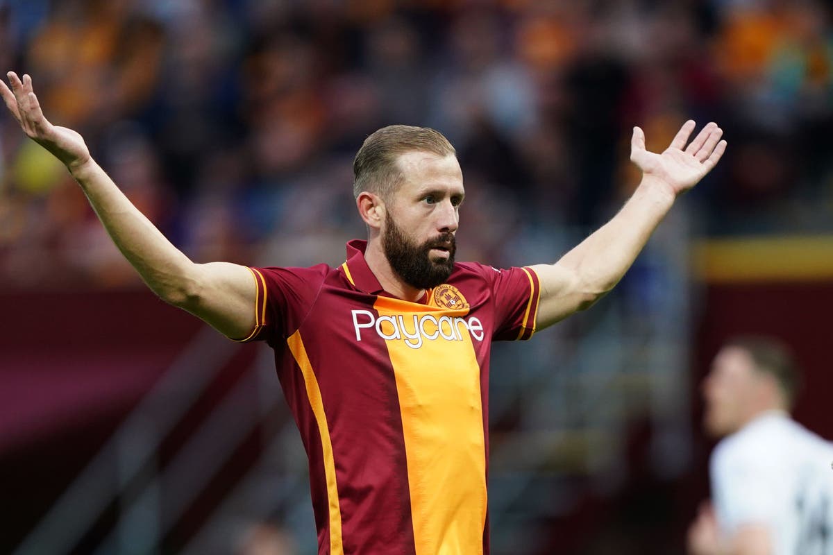 Striker Kevin van Veen set for Kilmarnock loan move