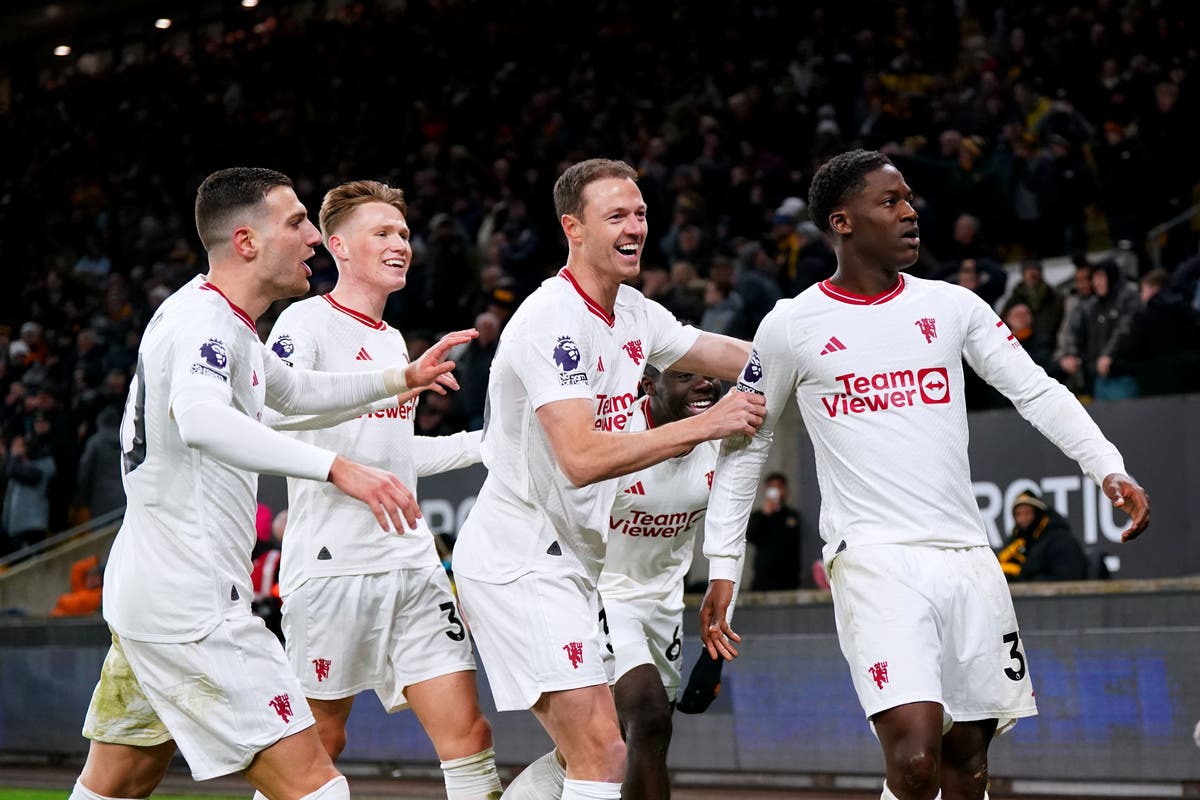 Kobbie Mainoo snatches Man Utd the points in seven-goal thriller at Wolves