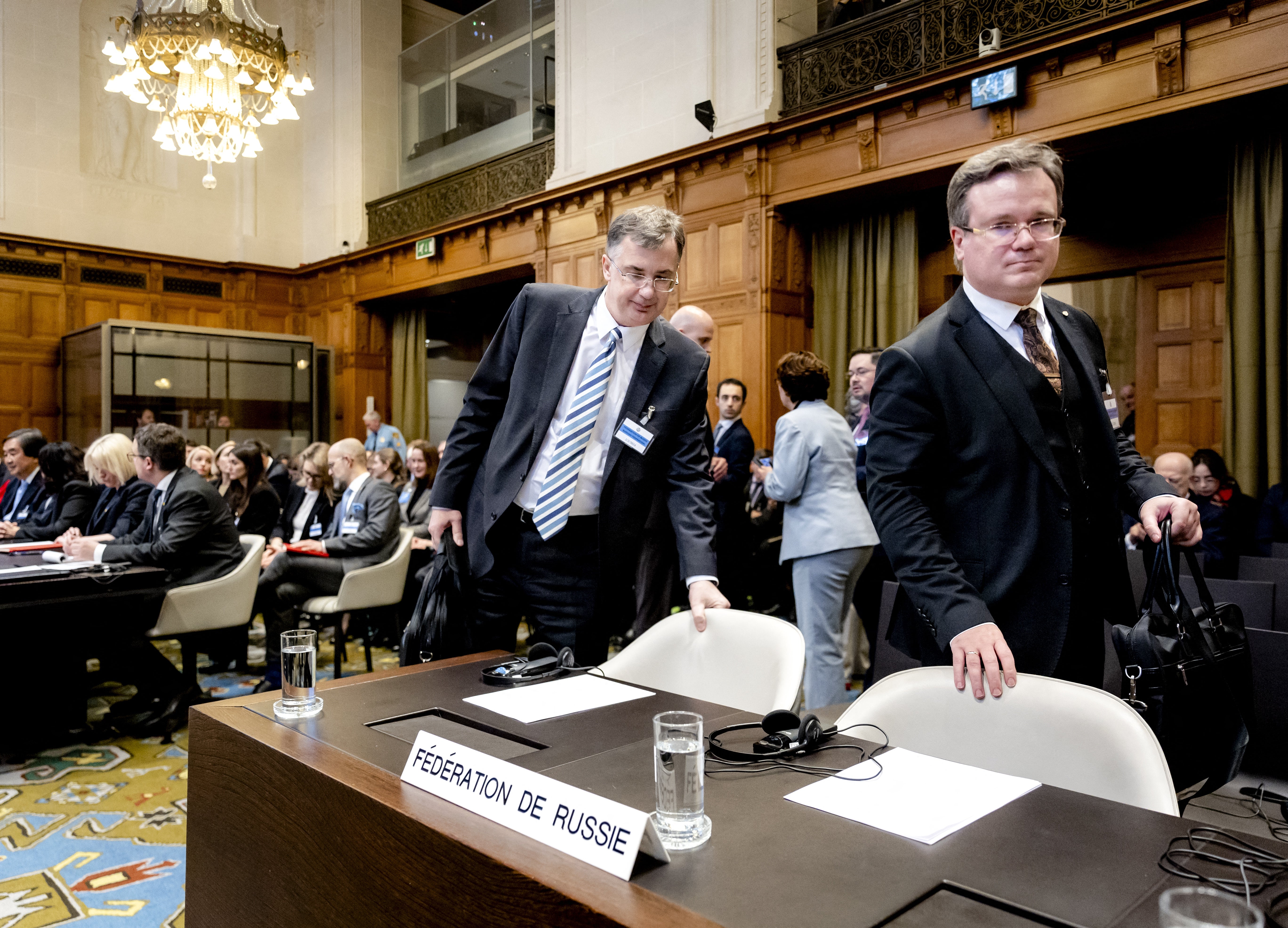 Russian representatives Gennady Kuzmin (L) and Konstantin Kosorukov failed to convince the ICJ not to allow a Ukrainian case against Moscow