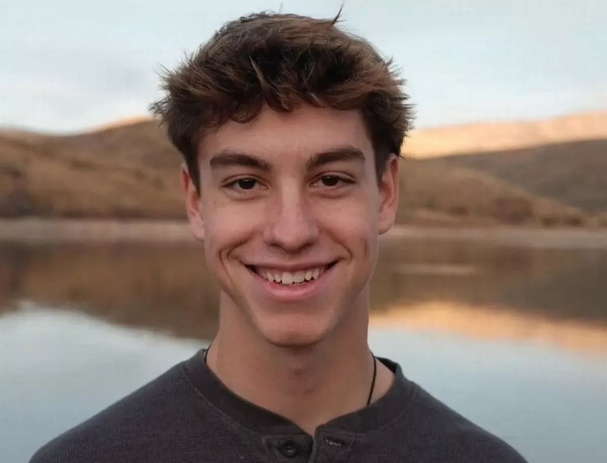 Utah teen plunges to death while taking photos of canyon view - Vimarsana News