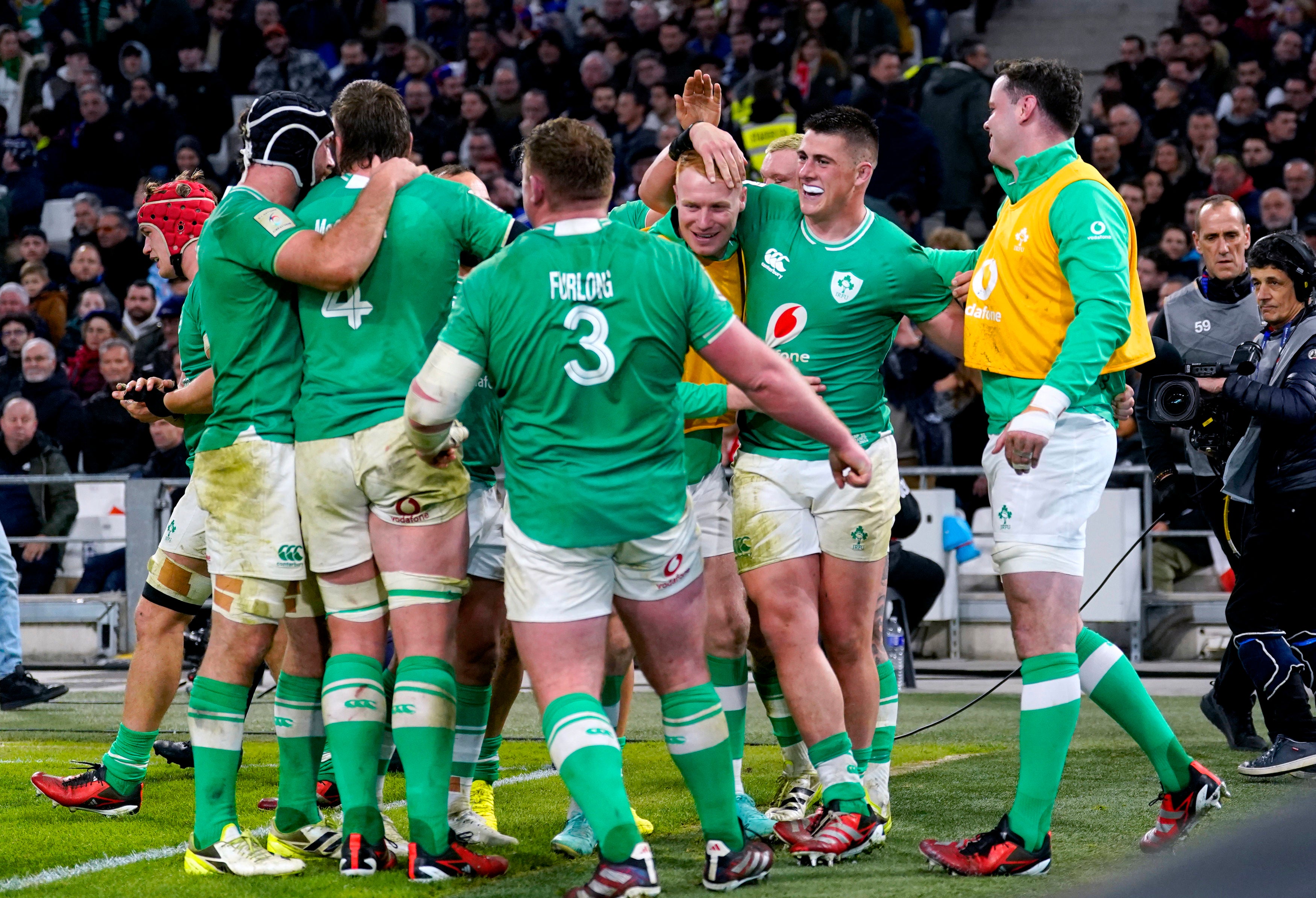 Ireland thumped France to start the Six Nations with a bang