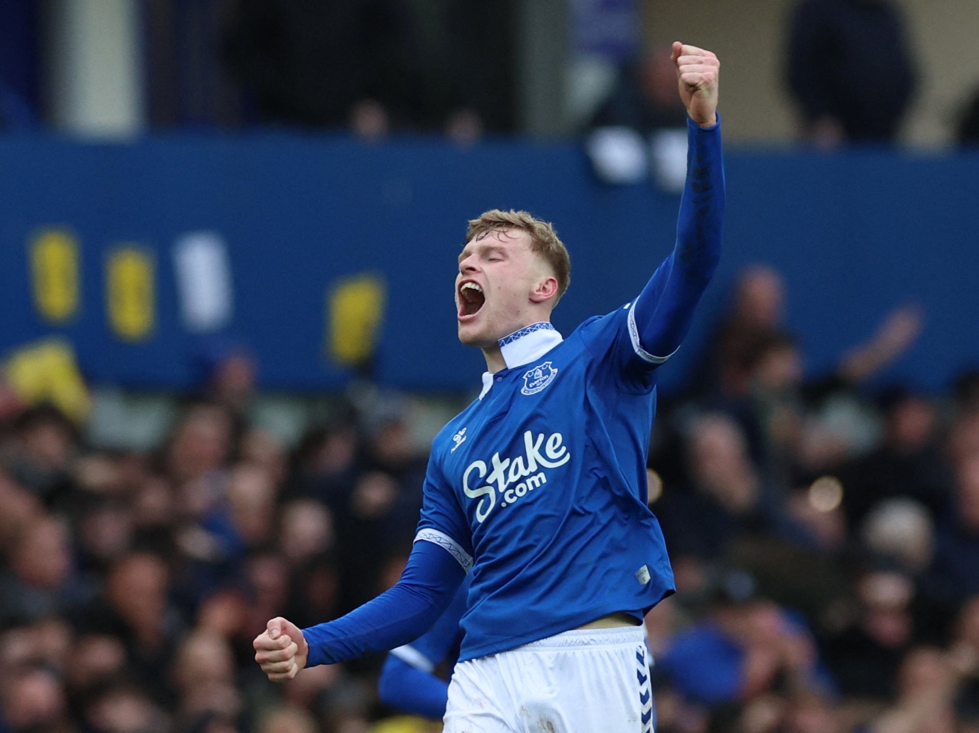 Jarrad Branthwaite celebrates scoring Everton’s equaliser