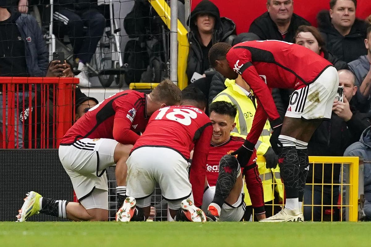 Manchester United suffer Lisandro Martinez injury blow in win against West Ham