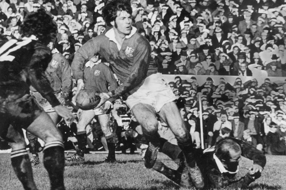 Barry John dead: Wales and Lions great dies aged 79