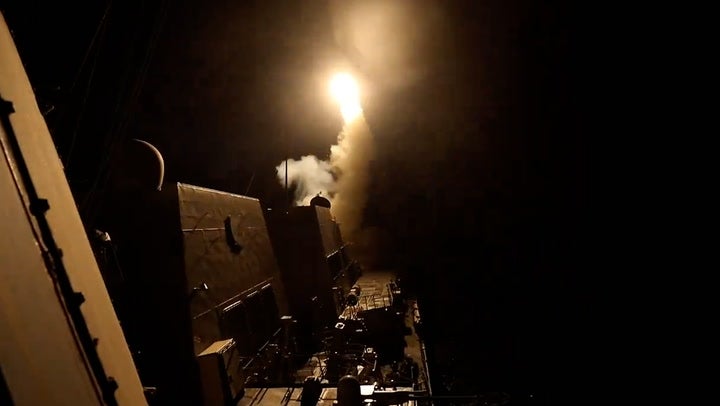 <p>Watch moment US launch missile strikes towards Houthi targets from military warship.</p>