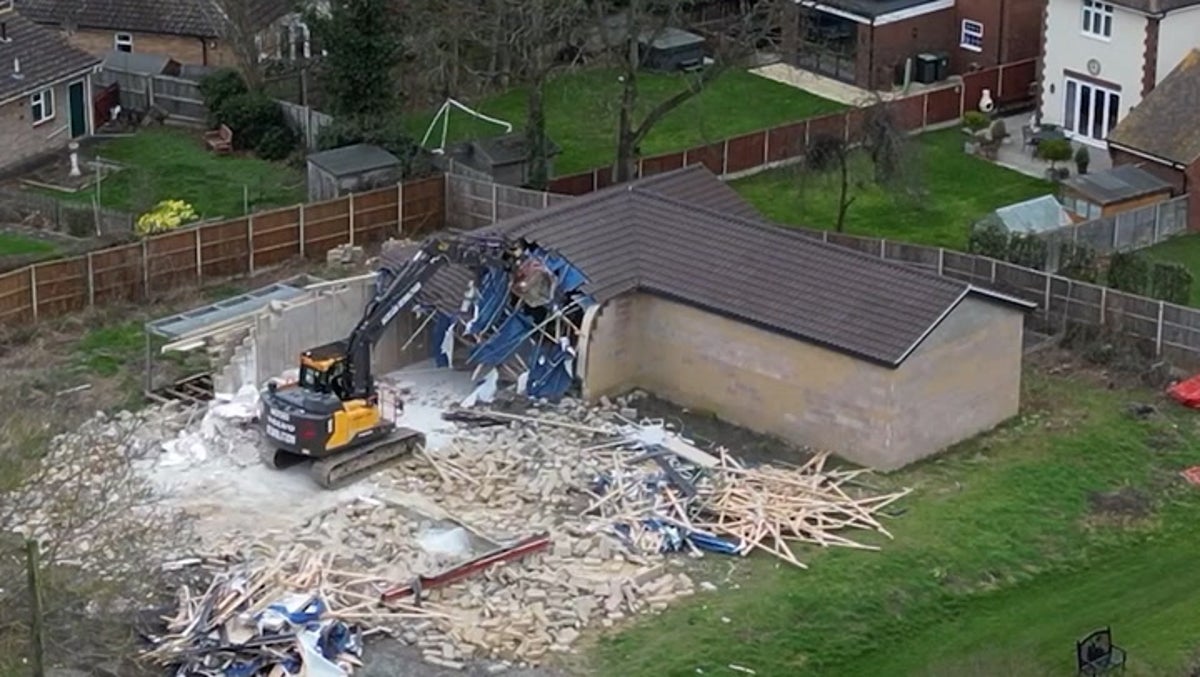 Watch: Bulldozers demolish spa building at home of Captain Sir Tom Moore’s daughter