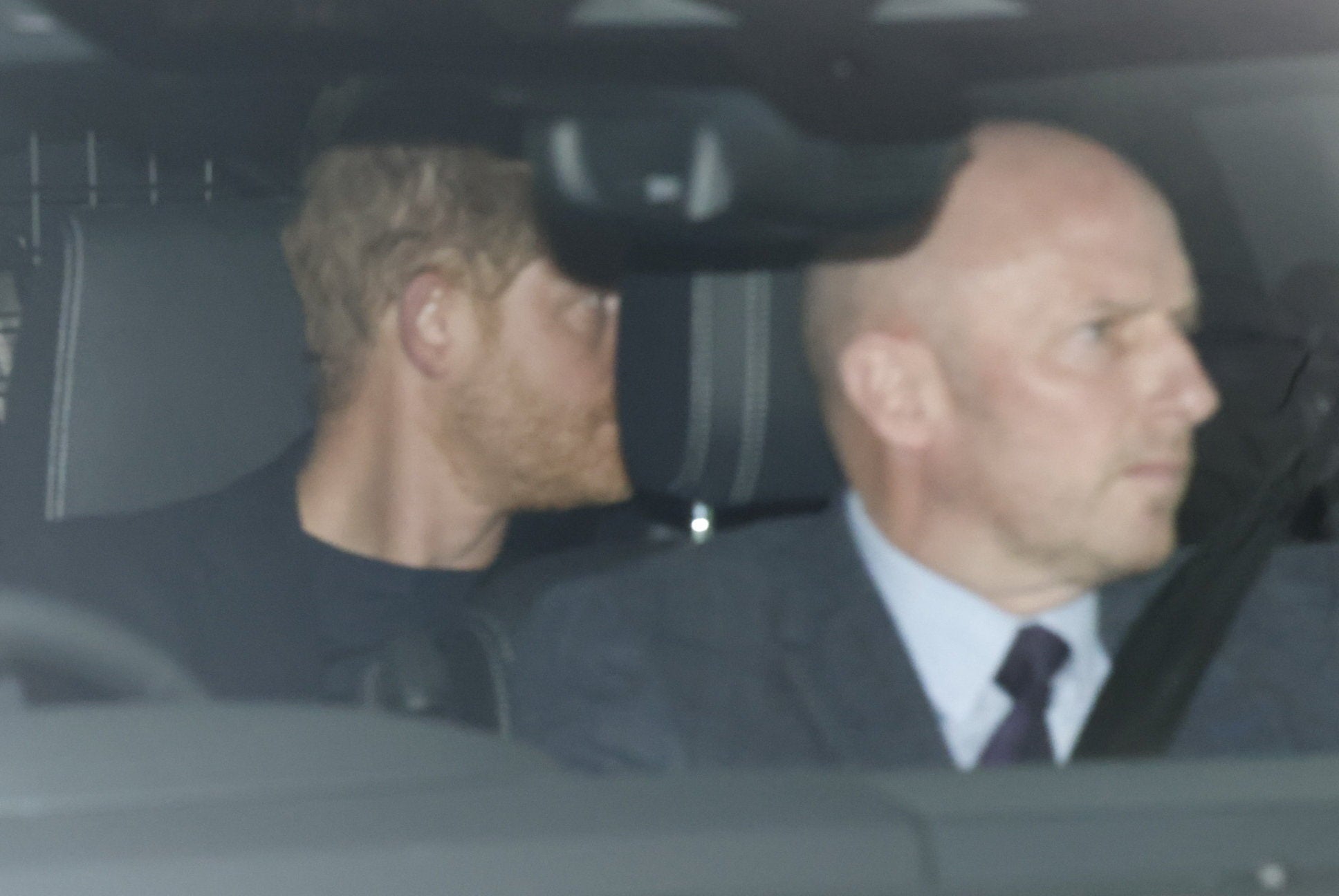 Prince Harry arrives at Clarence House after flying from California to visit his father