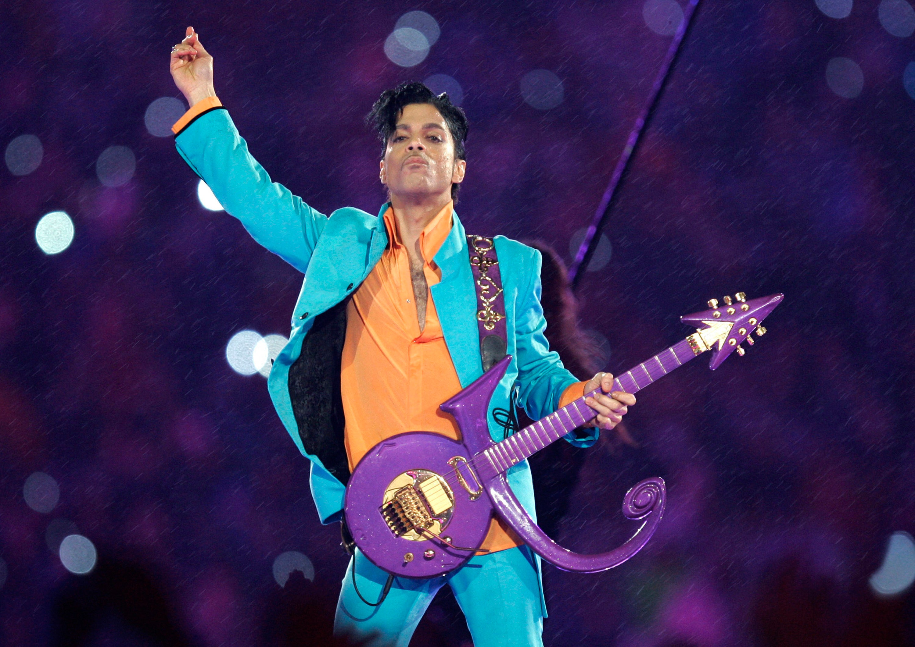 Prince performing during the Super Bowl in 2007