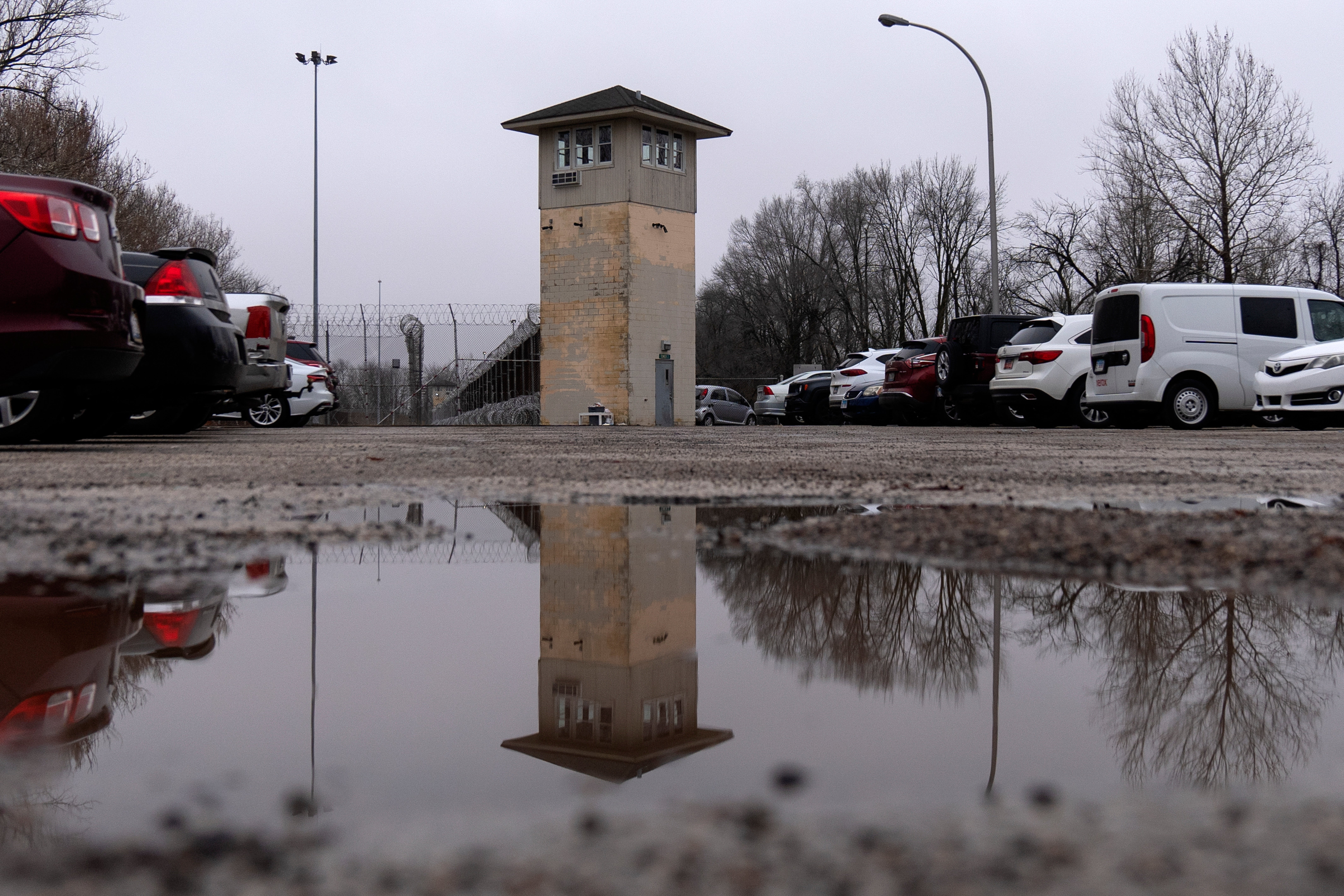 Illinois Resentencing Violence Survivors