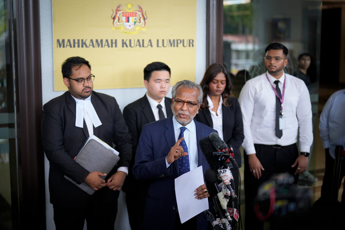 马来西亚前领导人纳吉布对自己 12 年贪污罪名未能获得皇家赦免感到失望